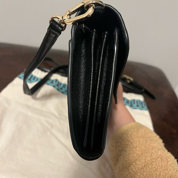 Authentic black Tory Burch crossbody wallet bag - Picture 3 of 13